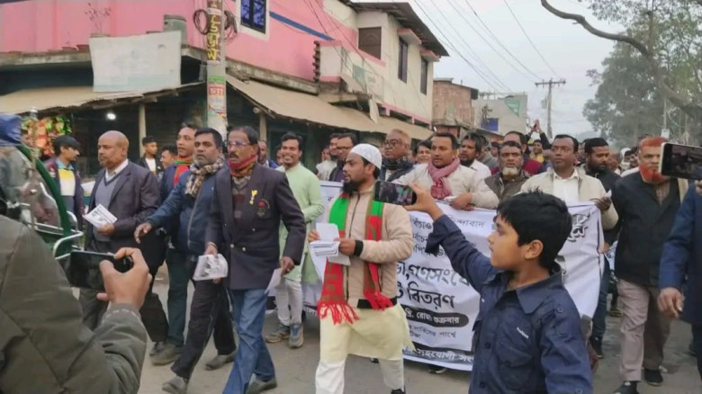 ভোলাহাট উপজেলায় বিএনপি'র ধানের শীষের আনুষ্ঠানিক প্রচার-প্রচা